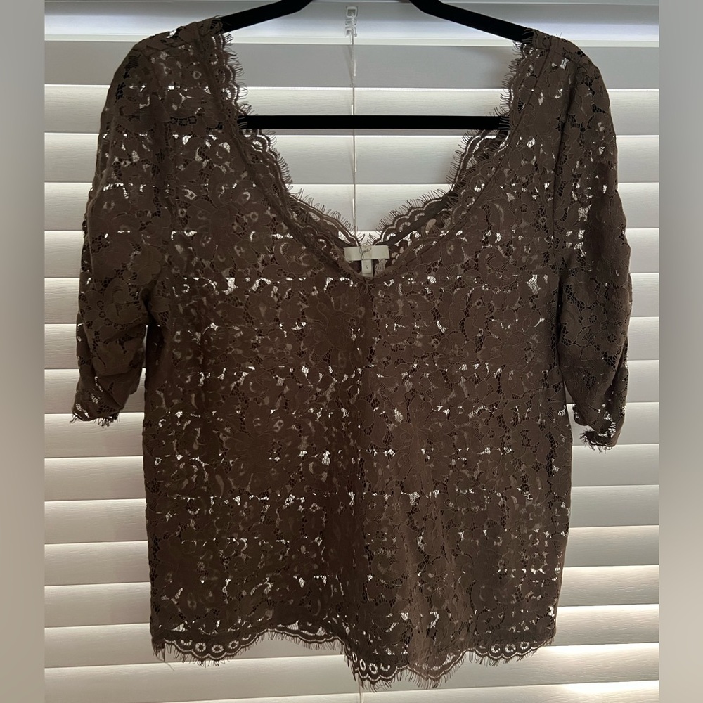 Joie lace overlay top